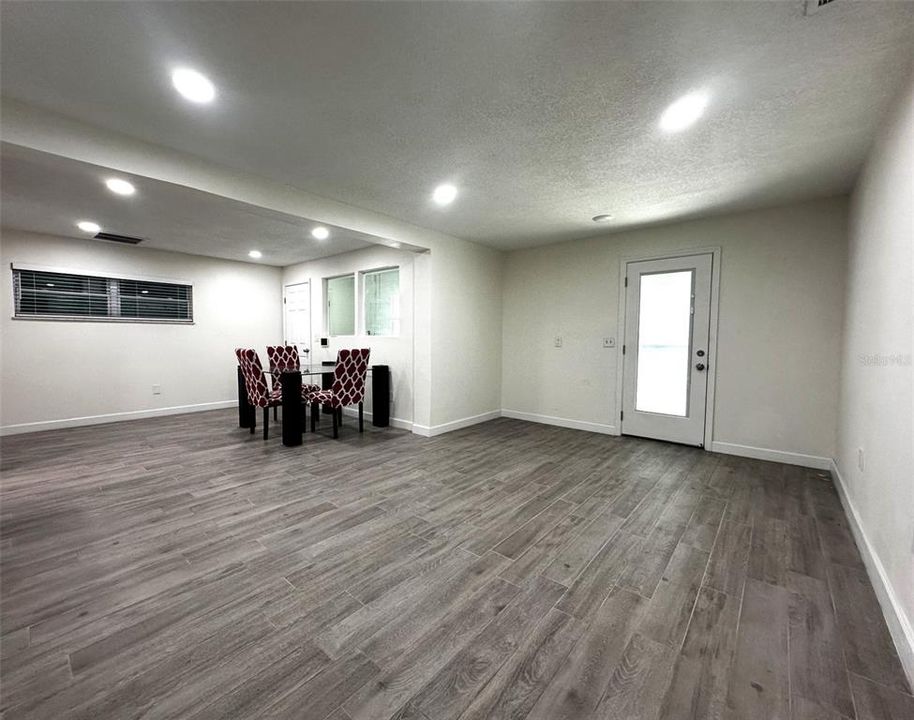 For Sale: $524,900 (4 beds, 2 baths, 1783 Square Feet)