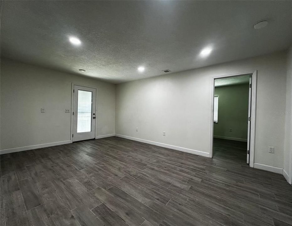 For Sale: $524,900 (4 beds, 2 baths, 1783 Square Feet)