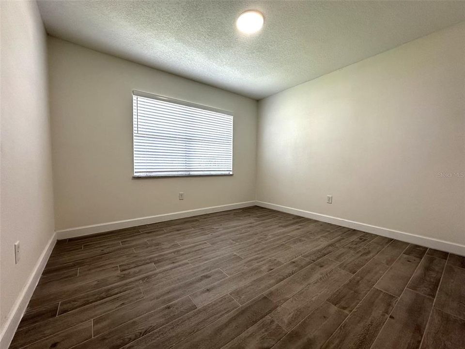 For Sale: $524,900 (4 beds, 2 baths, 1783 Square Feet)