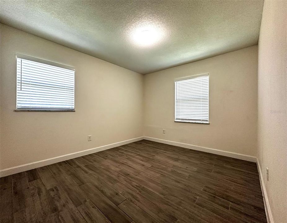 For Sale: $524,900 (4 beds, 2 baths, 1783 Square Feet)