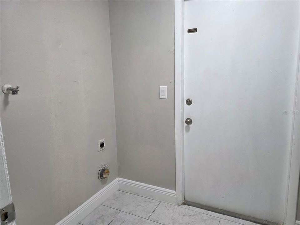 En Venta: $260,000 (2 camas, 2 baños, 1025 Pies cuadrados)