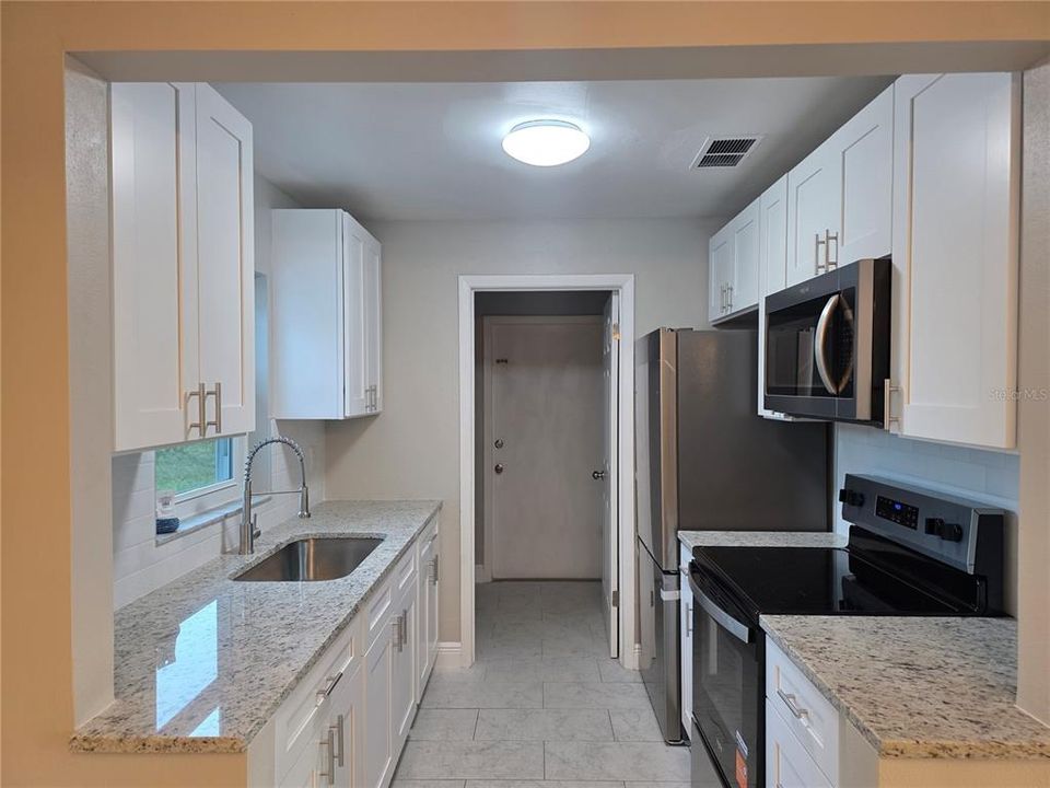 En Venta: $260,000 (2 camas, 2 baños, 1025 Pies cuadrados)