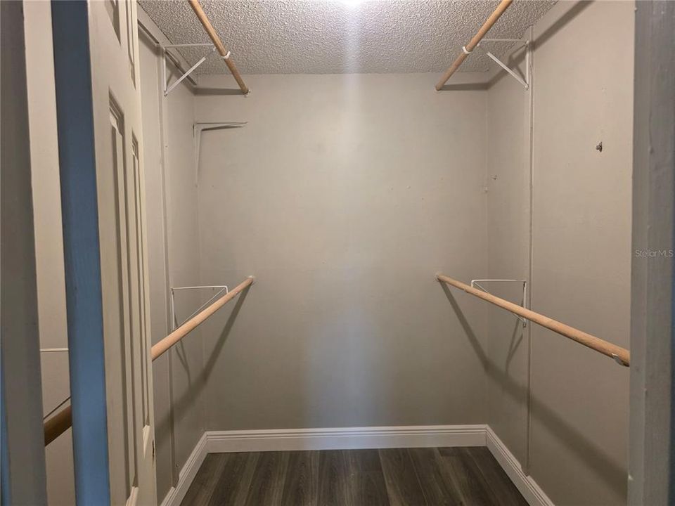 En Venta: $260,000 (2 camas, 2 baños, 1025 Pies cuadrados)