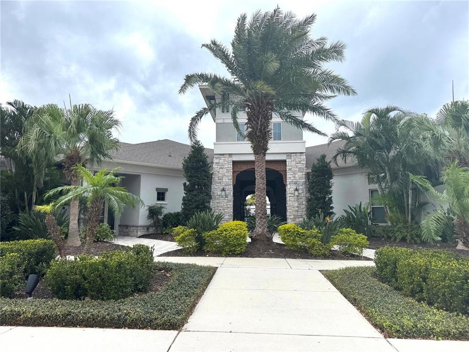 For Rent: $3,200 (4 beds, 3 baths, 2477 Square Feet)
