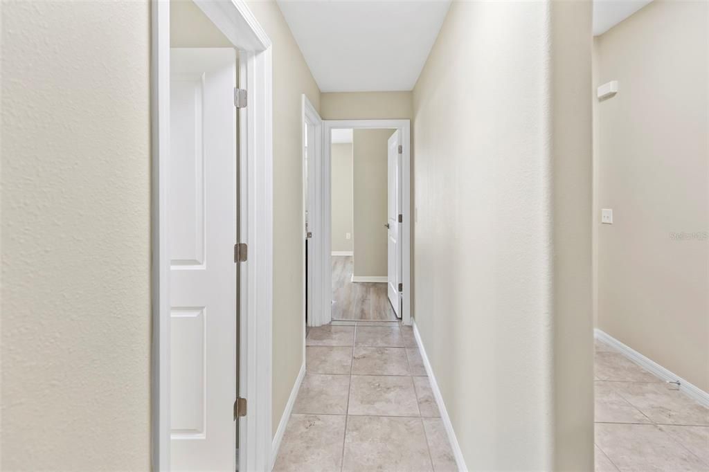 For Sale: $390,000 (4 beds, 2 baths, 1922 Square Feet)