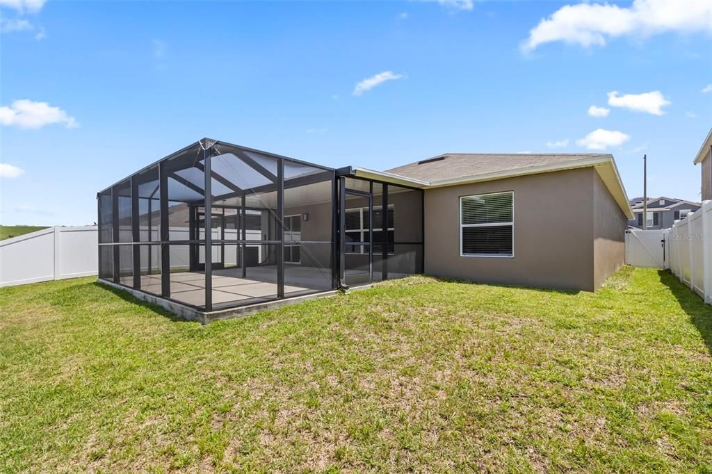 For Sale: $390,000 (4 beds, 2 baths, 1922 Square Feet)