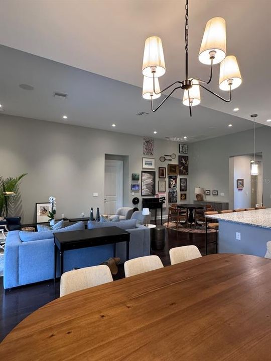 For Sale: $1,099,000 (4 beds, 3 baths, 3082 Square Feet)