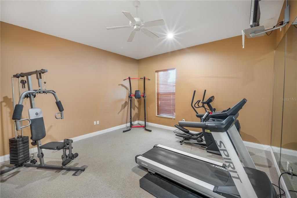 For Rent: $1,400 (2 beds, 2 baths, 1050 Square Feet)