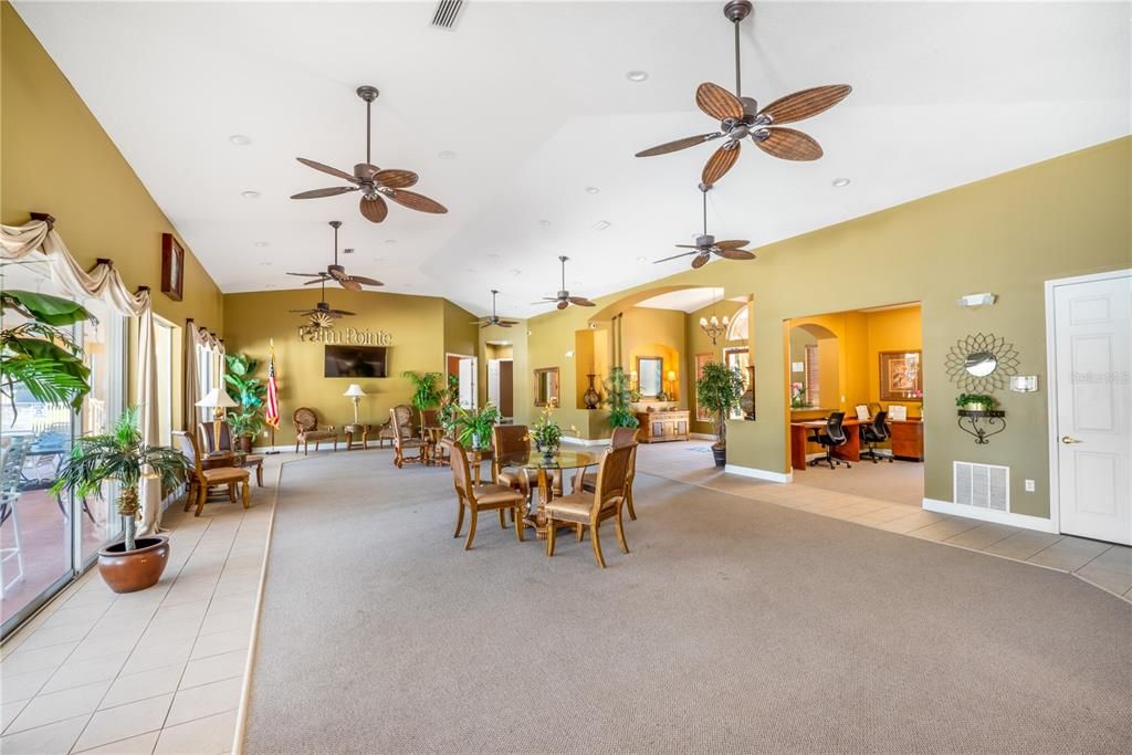 For Rent: $1,400 (2 beds, 2 baths, 1050 Square Feet)