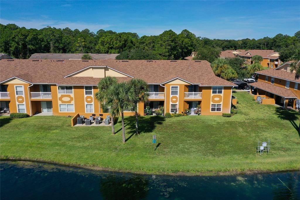 For Rent: $1,400 (2 beds, 2 baths, 1050 Square Feet)
