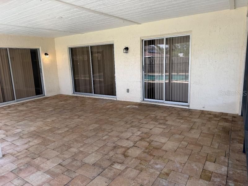For Sale: $437,900 (4 beds, 2 baths, 2244 Square Feet)
