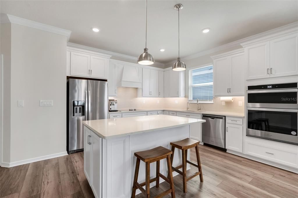 For Sale: $560,000 (3 beds, 2 baths, 2144 Square Feet)