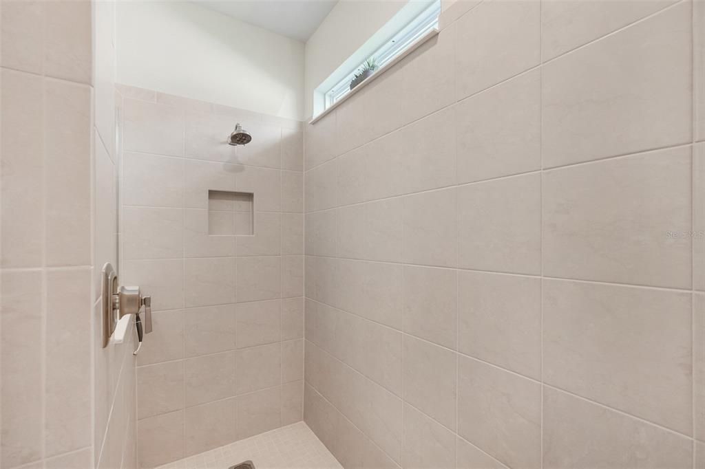 For Sale: $560,000 (3 beds, 2 baths, 2144 Square Feet)