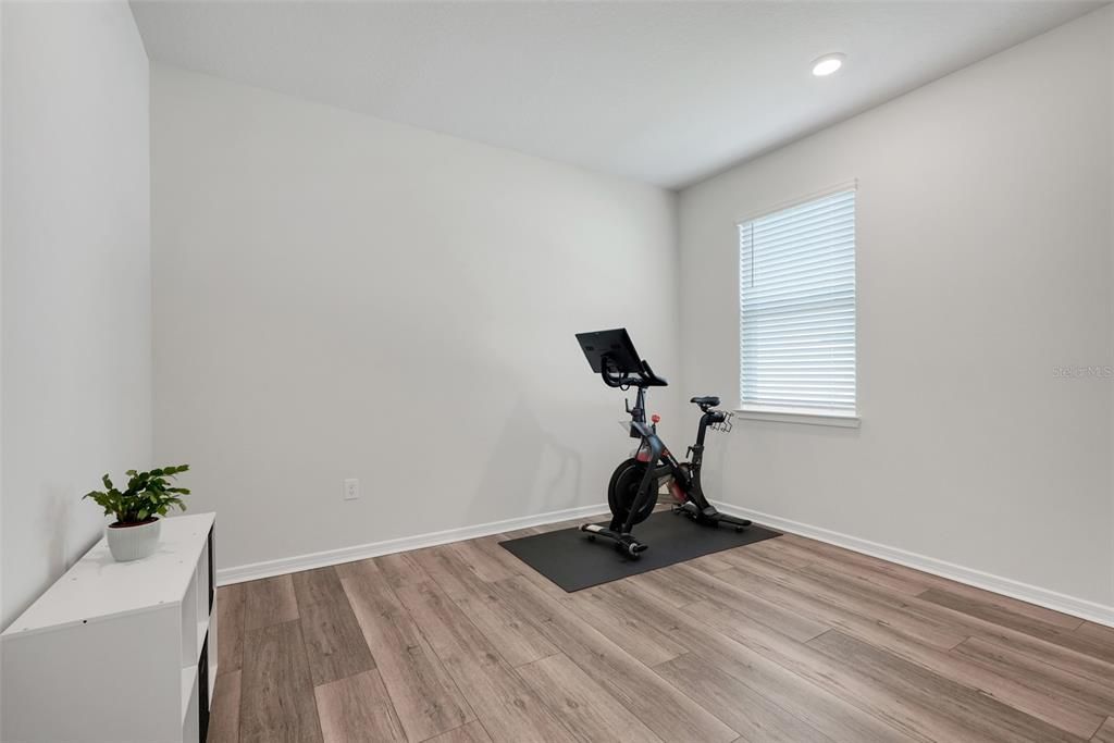 For Sale: $560,000 (3 beds, 2 baths, 2144 Square Feet)