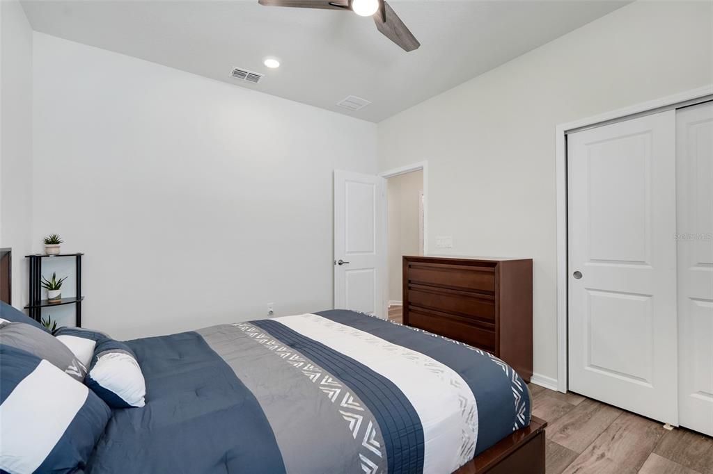 For Sale: $560,000 (3 beds, 2 baths, 2144 Square Feet)