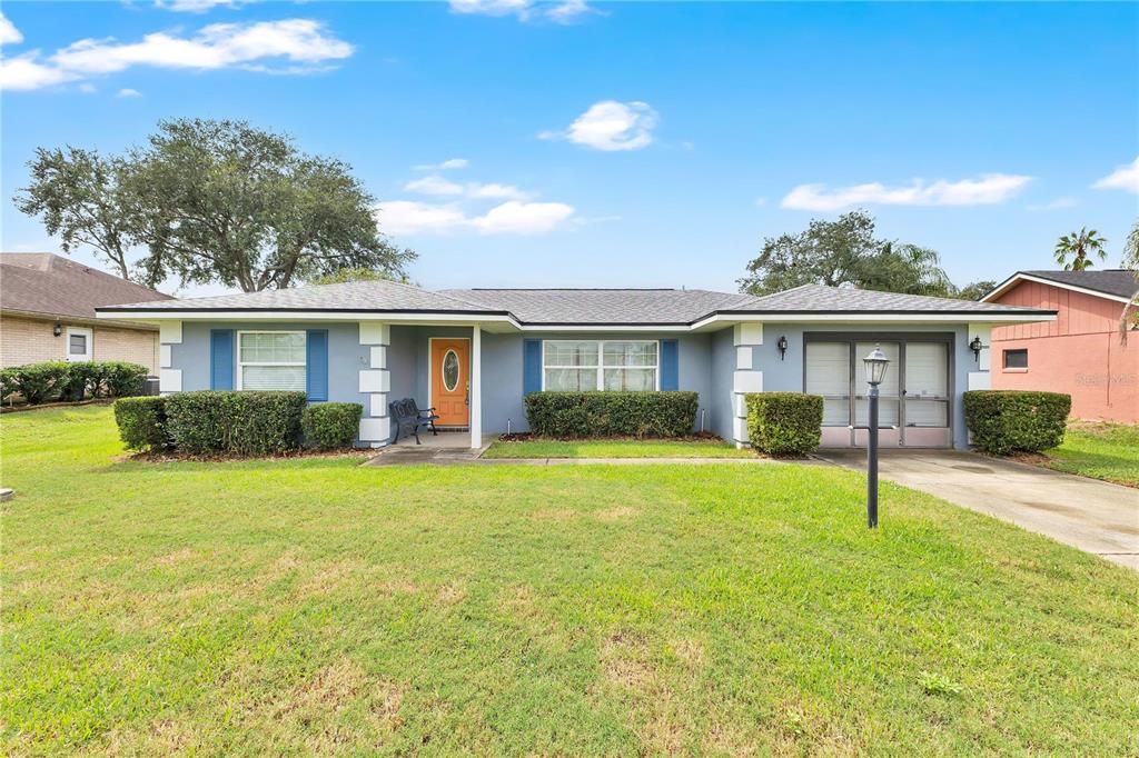 For Sale: $249,900 (2 beds, 2 baths, 1116 Square Feet)