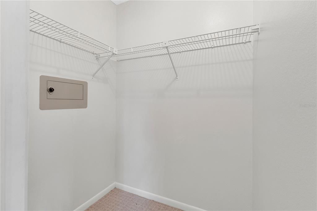 For Sale: $249,900 (2 beds, 2 baths, 1116 Square Feet)