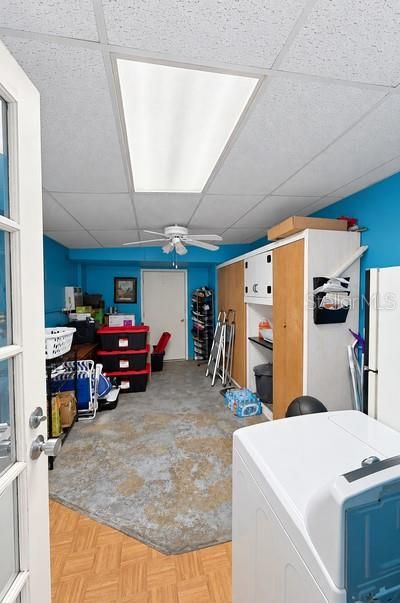 For Sale: $375,000 (2 beds, 1 baths, 1305 Square Feet)