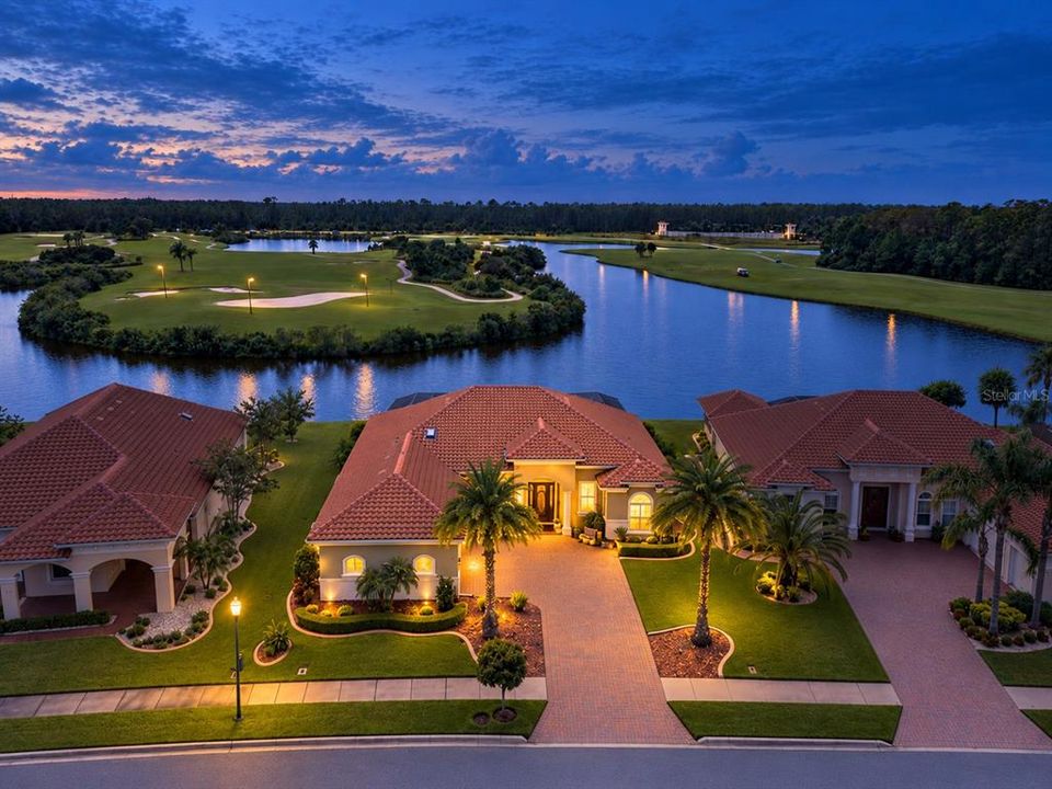 For Sale: $1,100,000 (3 beds, 3 baths, 2669 Square Feet)