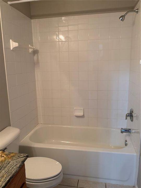 En Venta: $419,900 (4 camas, 3 baños, 2184 Pies cuadrados)