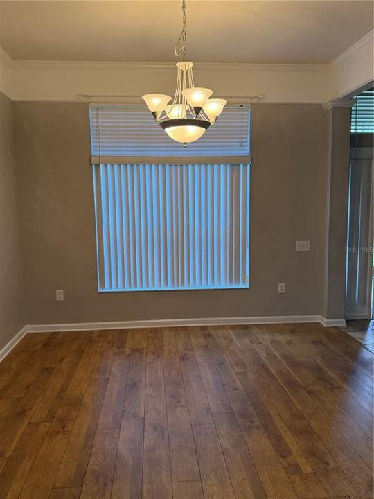 En Venta: $419,900 (4 camas, 3 baños, 2184 Pies cuadrados)