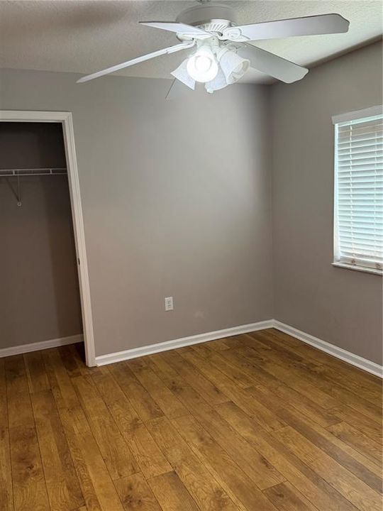 En Venta: $419,900 (4 camas, 3 baños, 2184 Pies cuadrados)