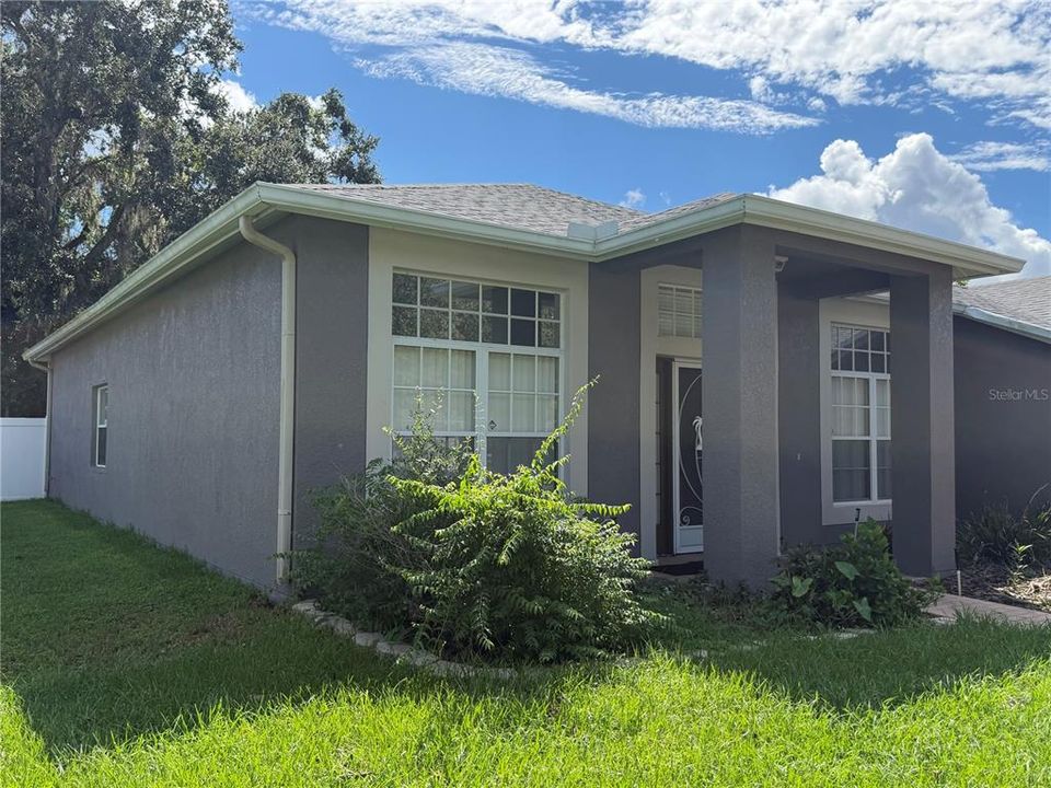 En Venta: $419,900 (4 camas, 3 baños, 2184 Pies cuadrados)
