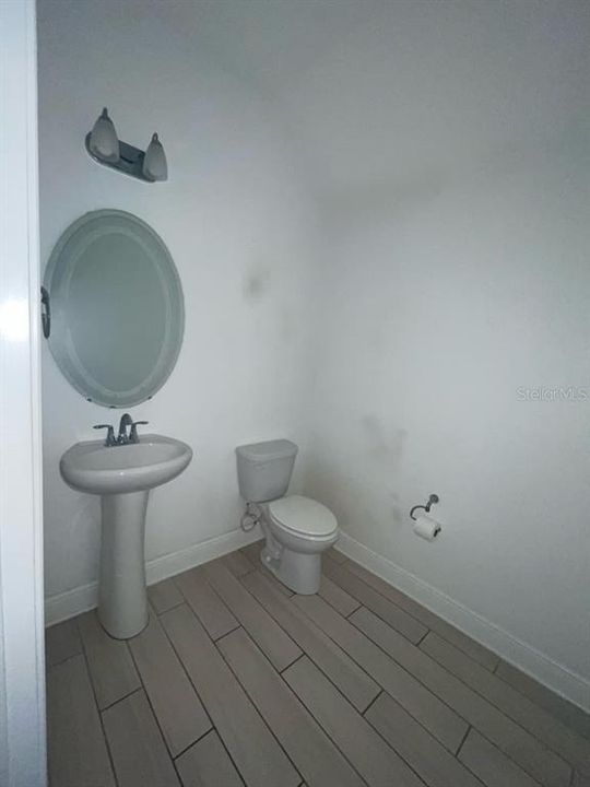 На продажу: $369,000 (3 спален, 2 ванн, 1607 Квадратных фут)