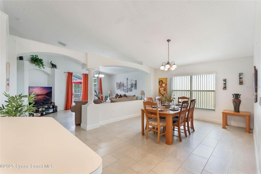 For Sale: $415,000 (4 beds, 2 baths, 1864 Square Feet)