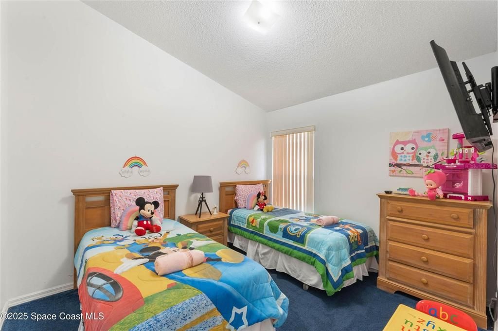 For Sale: $415,000 (4 beds, 2 baths, 1864 Square Feet)