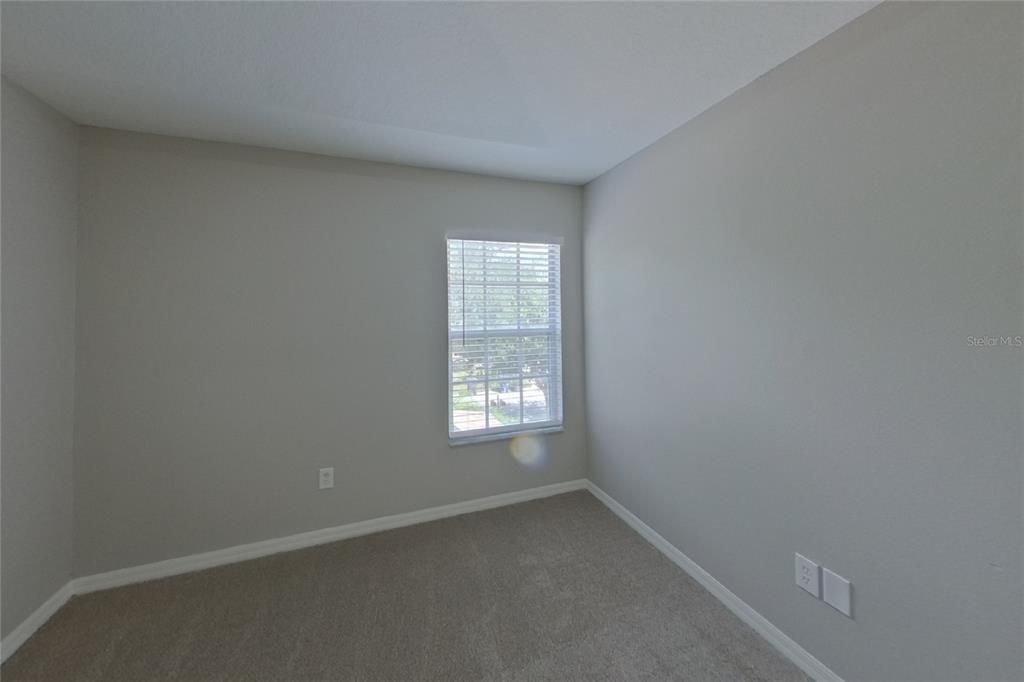 For Rent: $2,079 (4 beds, 2 baths, 2194 Square Feet)