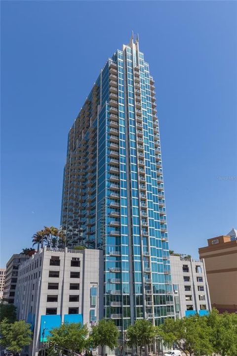 В аренду: $2,995 (1 спален, 1 ванн, 746 Квадратных фут)