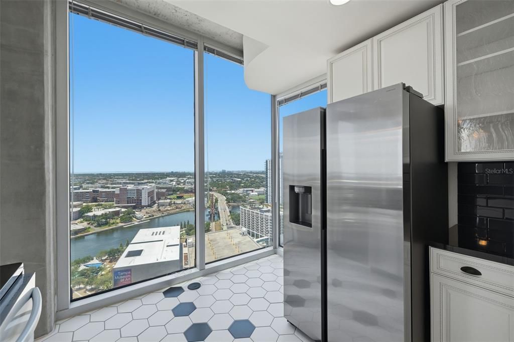 В аренду: $2,995 (1 спален, 1 ванн, 746 Квадратных фут)
