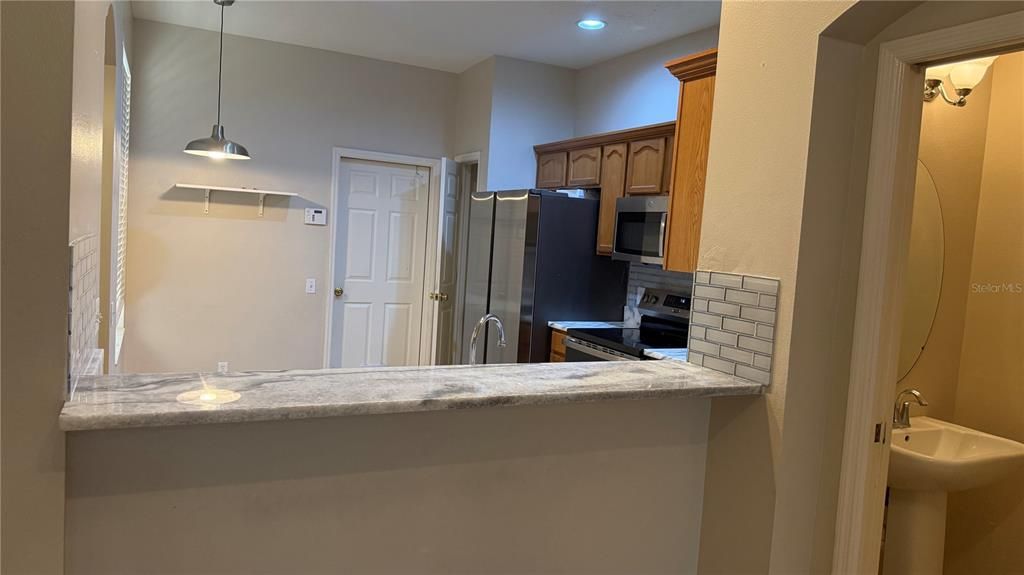 For Rent: $1,900 (3 beds, 2 baths, 1504 Square Feet)