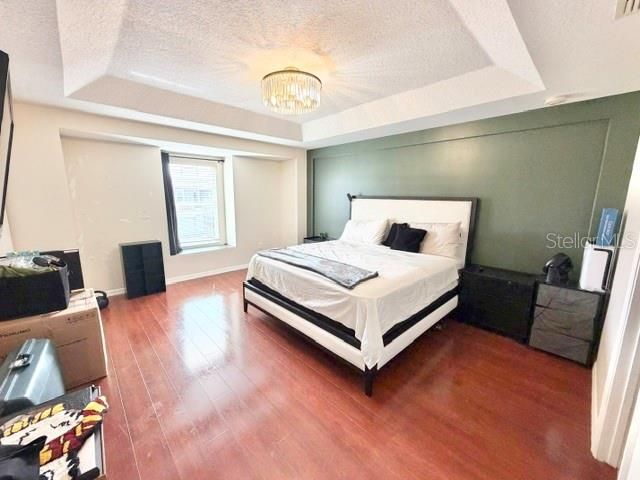 For Rent: $2,195 (3 beds, 2 baths, 1763 Square Feet)
