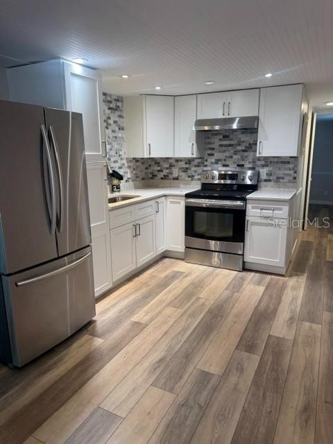 For Sale: $150,000 (1 beds, 1 baths, 460 Square Feet)