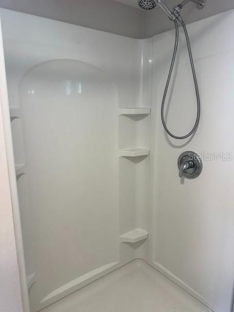 For Sale: $150,000 (1 beds, 1 baths, 460 Square Feet)