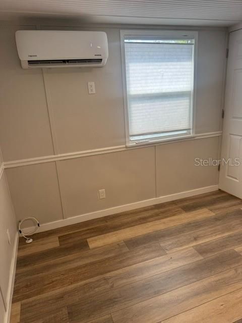 For Sale: $150,000 (1 beds, 1 baths, 460 Square Feet)