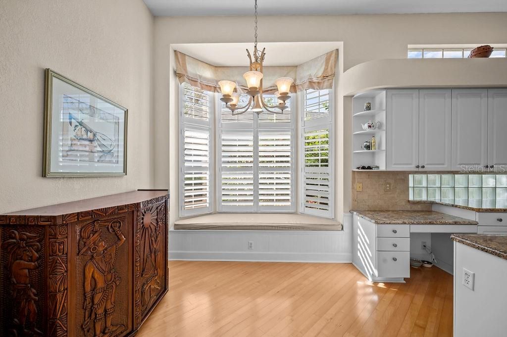 For Sale: $750,000 (3 beds, 2 baths, 2242 Square Feet)