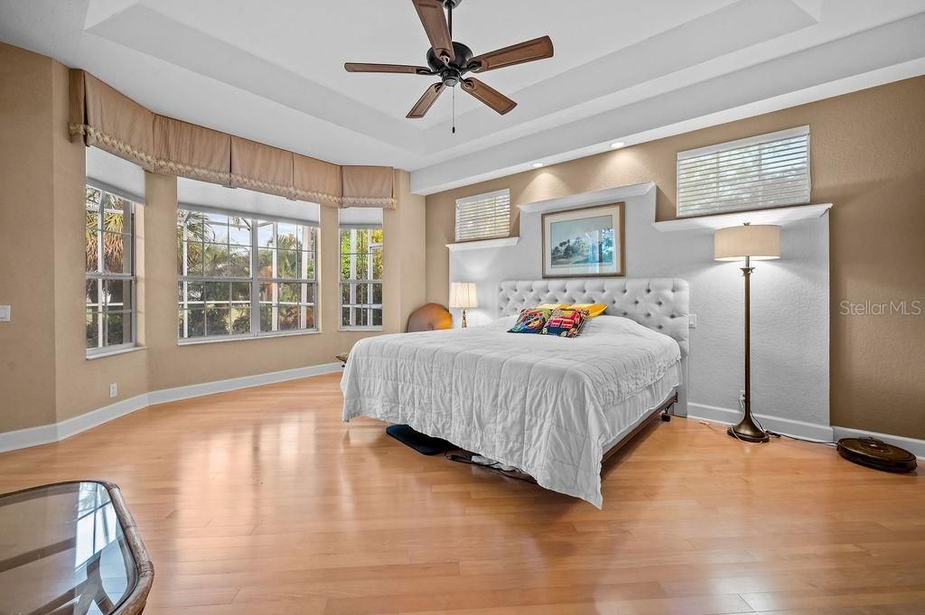 For Sale: $750,000 (3 beds, 2 baths, 2242 Square Feet)