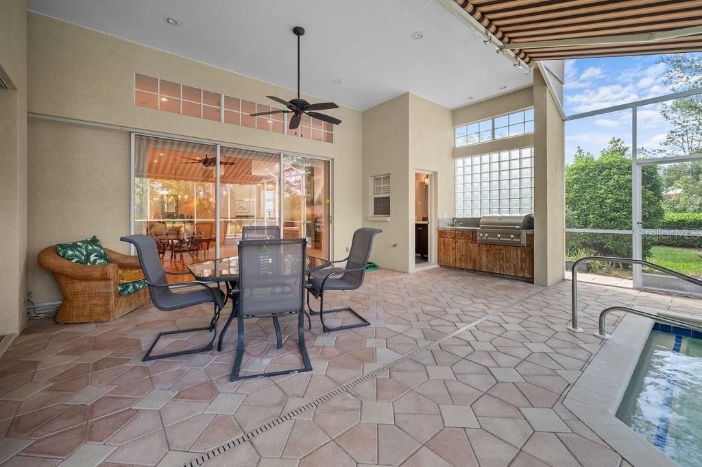 For Sale: $750,000 (3 beds, 2 baths, 2242 Square Feet)