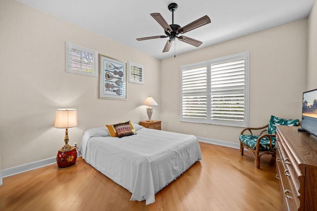 For Sale: $750,000 (3 beds, 2 baths, 2242 Square Feet)