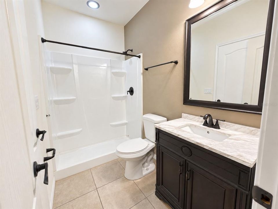 For Sale: $340,000 (5 beds, 4 baths, 1872 Square Feet)
