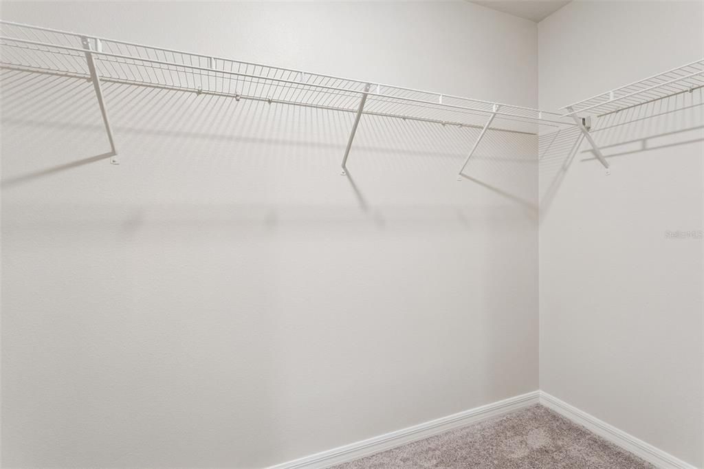For Sale: $299,900 (3 beds, 2 baths, 1244 Square Feet)