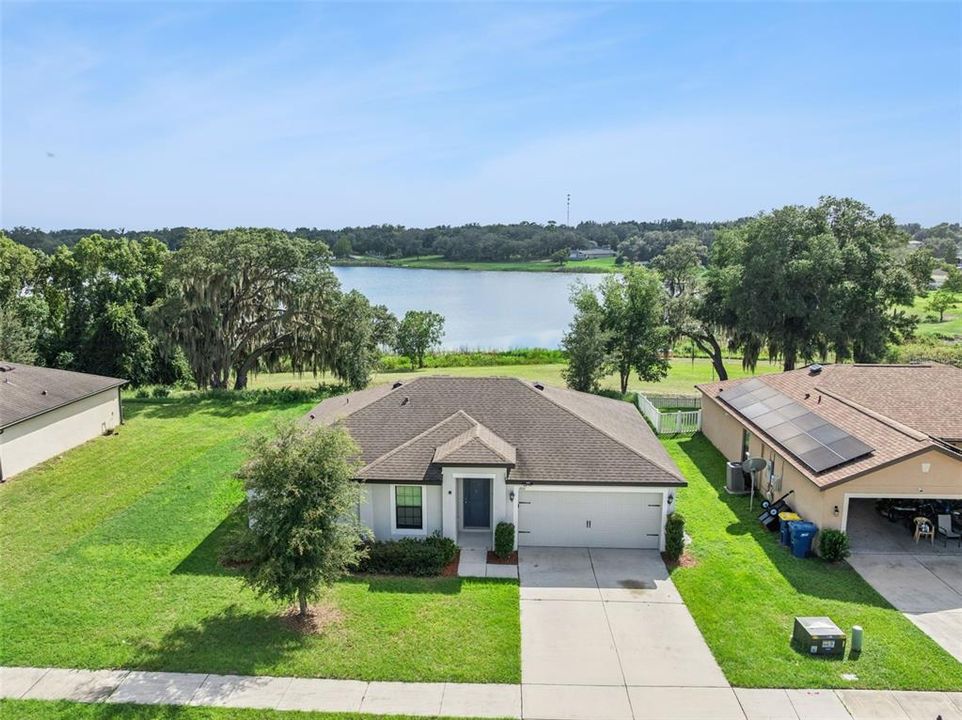 For Sale: $299,900 (3 beds, 2 baths, 1244 Square Feet)