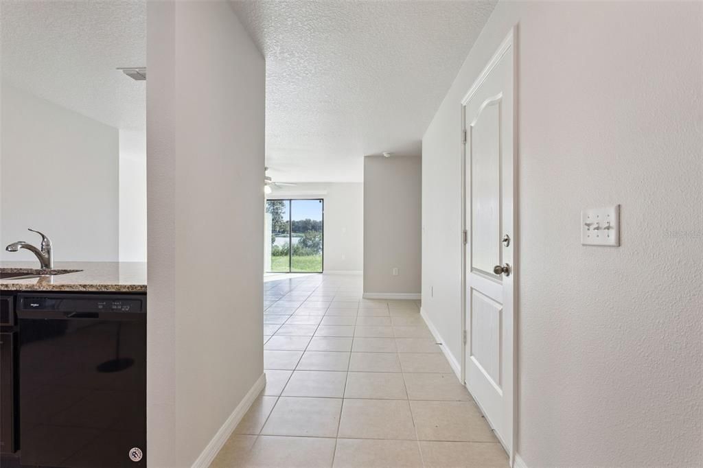 For Sale: $299,900 (3 beds, 2 baths, 1244 Square Feet)