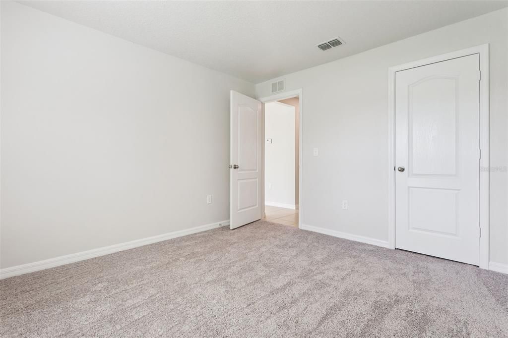 For Sale: $299,900 (3 beds, 2 baths, 1244 Square Feet)