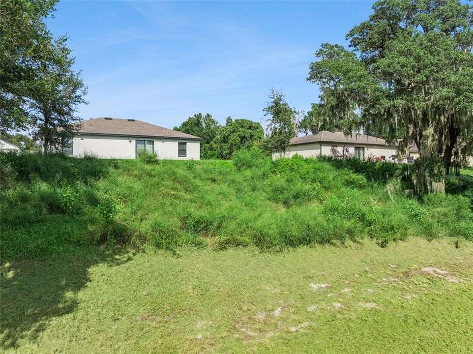 For Sale: $299,900 (3 beds, 2 baths, 1244 Square Feet)