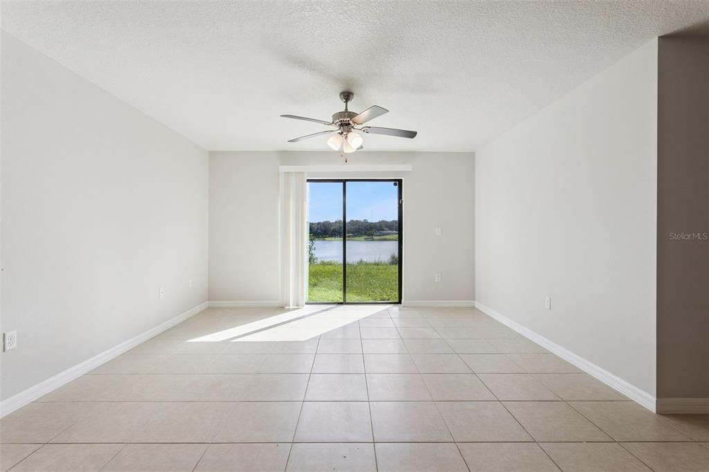 For Sale: $299,900 (3 beds, 2 baths, 1244 Square Feet)