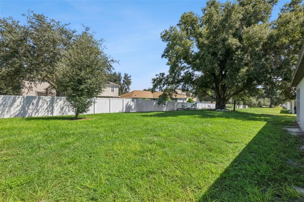 En Venta: $345,000 (5 camas, 3 baños, 1944 Pies cuadrados)